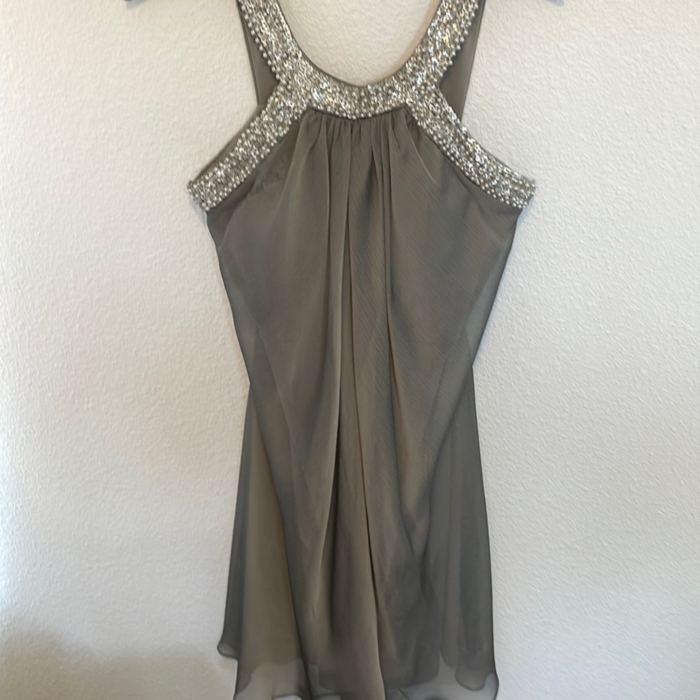 Gray with pearls sequins along neckline formal dress women’s size Large in Gray